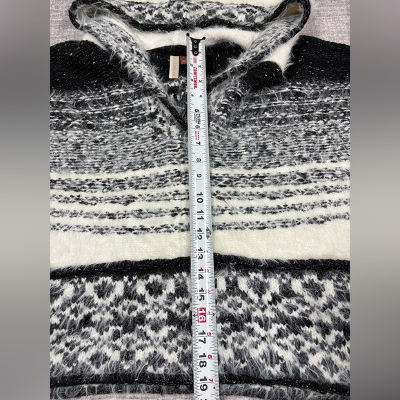 Pilcro Anthropologie Eyelash Hoodie Sweater Cropped Women’s S Cozy Soft Tribal - Picture 6 of 11